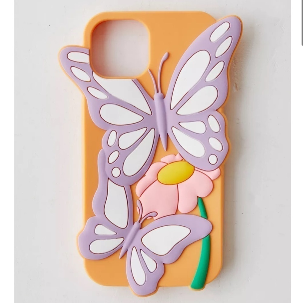 NWT UO Silicone Purple 3D Butterfly iPhone 12/12 Pro Cellphone Case